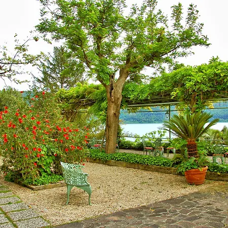 La Culla Del Castel Gandolfo