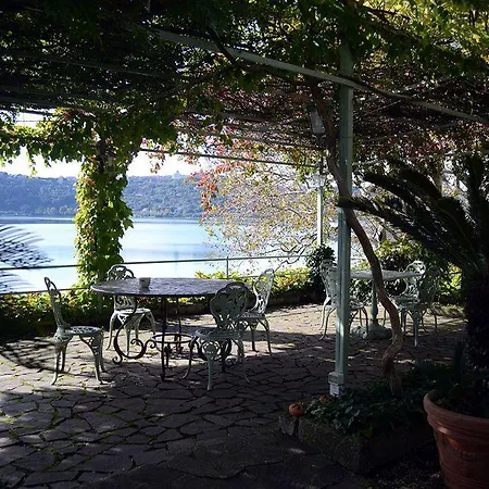 La Culla Del Castel Gandolfo